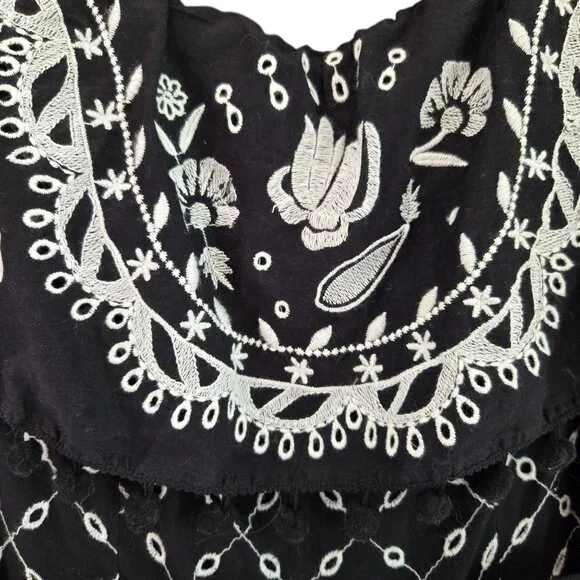 Anthropologie Marisol Off-Shoulder Embroidered Midi Dress Black/White Size US 6 - Picture 6 of 11